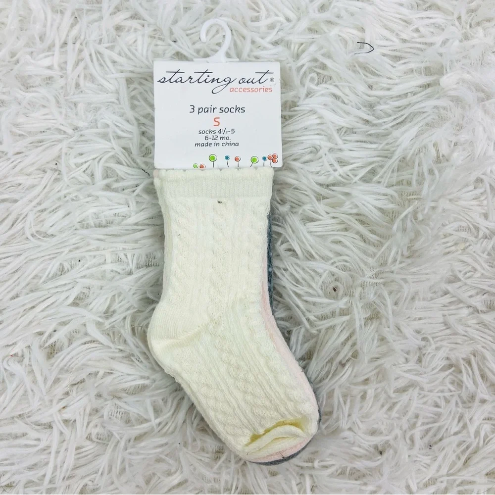 NWT STARTING OUT 3 pairs of knit polkadot girls socks size 6-12 months